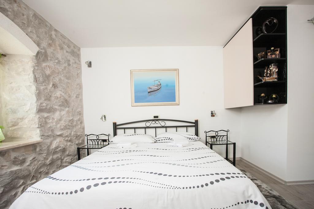 Apartments & Room Kartolina Split Exterior photo